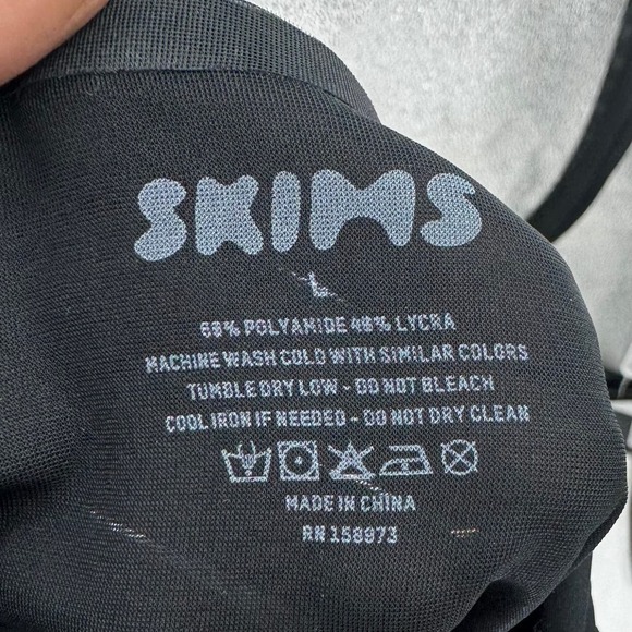 Skims Barely There Shapewear Bodysuit Onyx Black Size L NWT - Picture 11 of 11